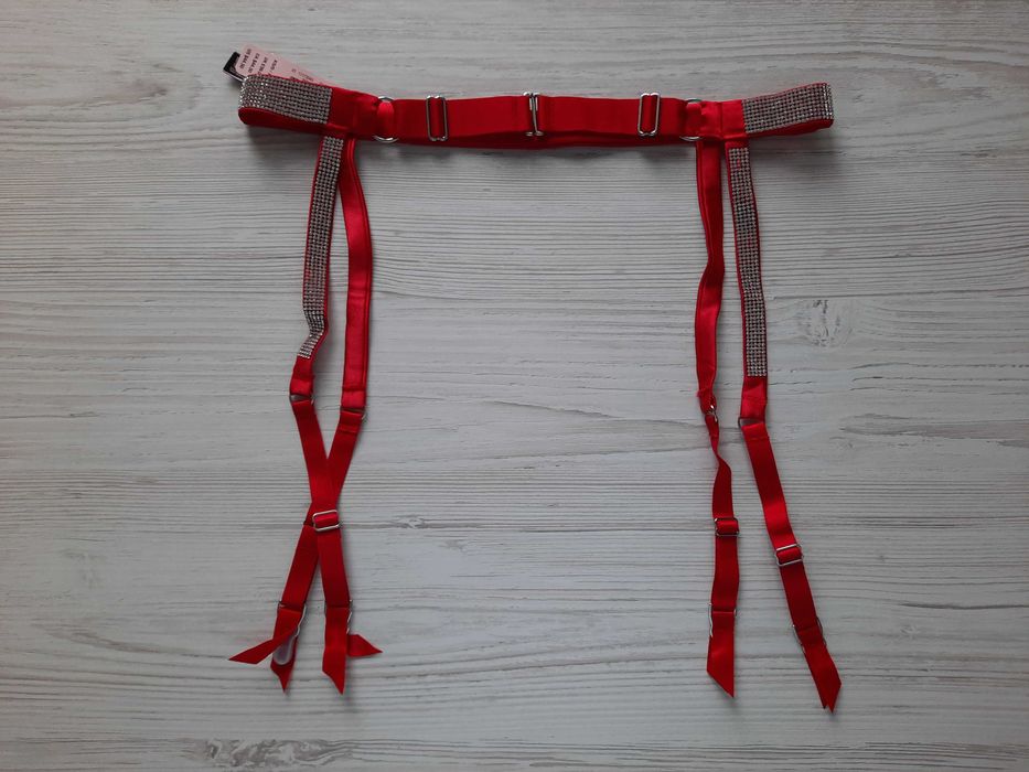 Пояс для чулок Victoria's Secret оригинал стразы красный на новый год