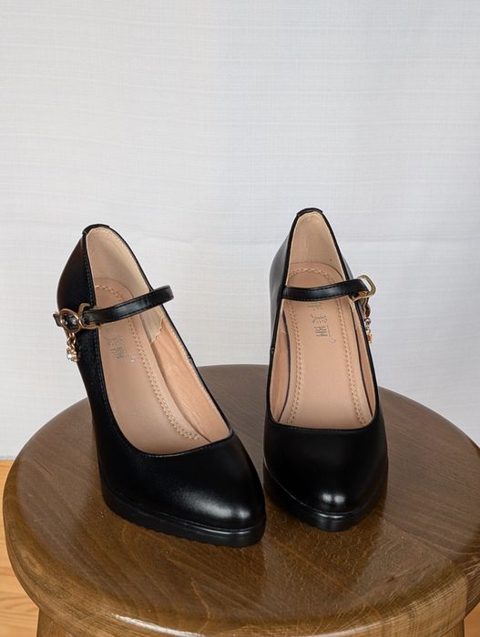 Buty na obcasie r.32 33, 21 cm