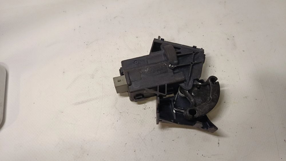 Pistola do fecho da mala AUDI A6 (4F2, C6)