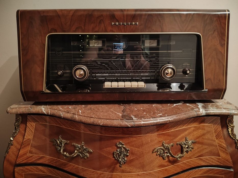 Radio lampowe Philips B5X74A FM 88-101 MHz