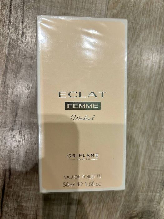 Туалетна вода Eclat Femme Weekend