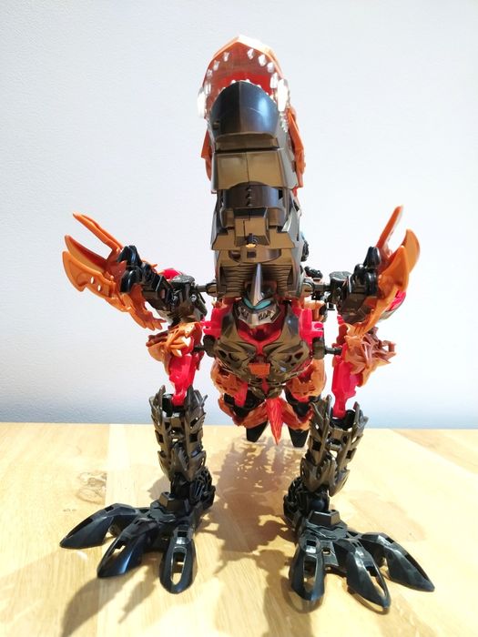 Transformers Construct Bots