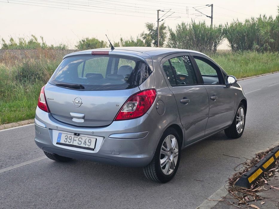 Opel Corsa D 1.2 16v