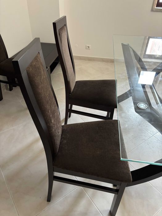 Mesa com tampo de vidro temperado (180cm x 90cm)