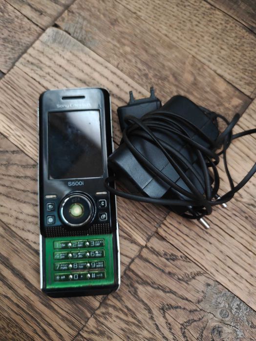 продам телефон Sony Ericsson 120грн.