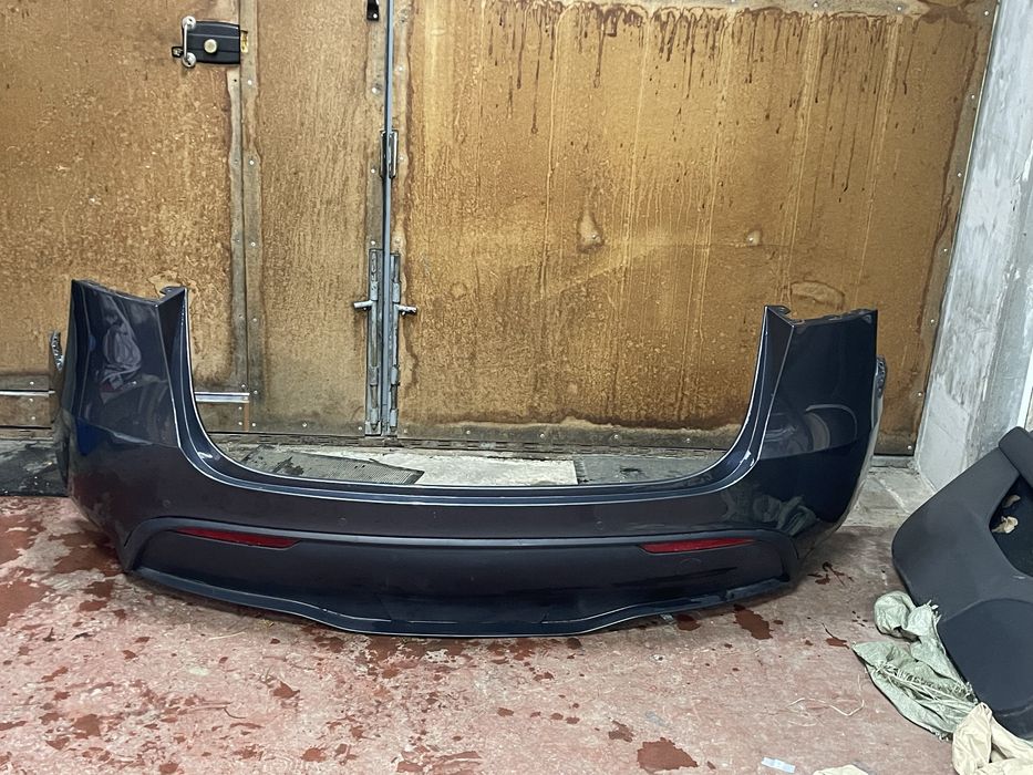 Бампер задній в зборі з партроніком Tesla Model Y, PMNG