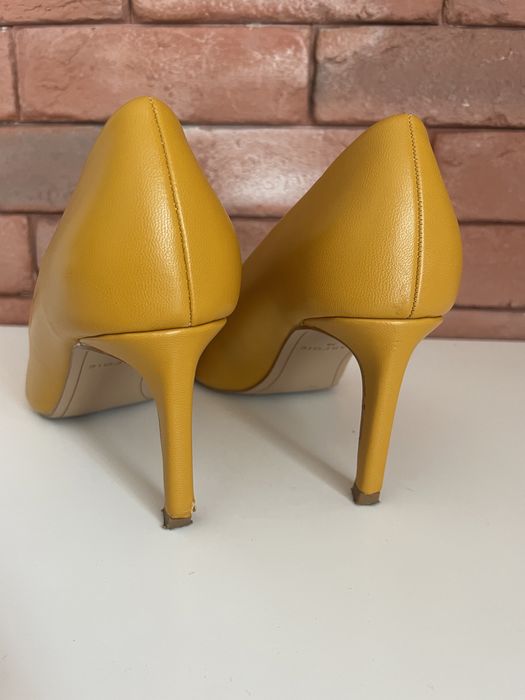 Buty na obcasie czółenka szpilki 38 Parfois