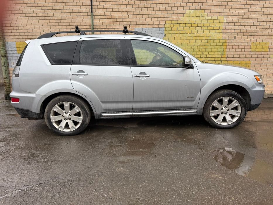 Продам mitsubishi