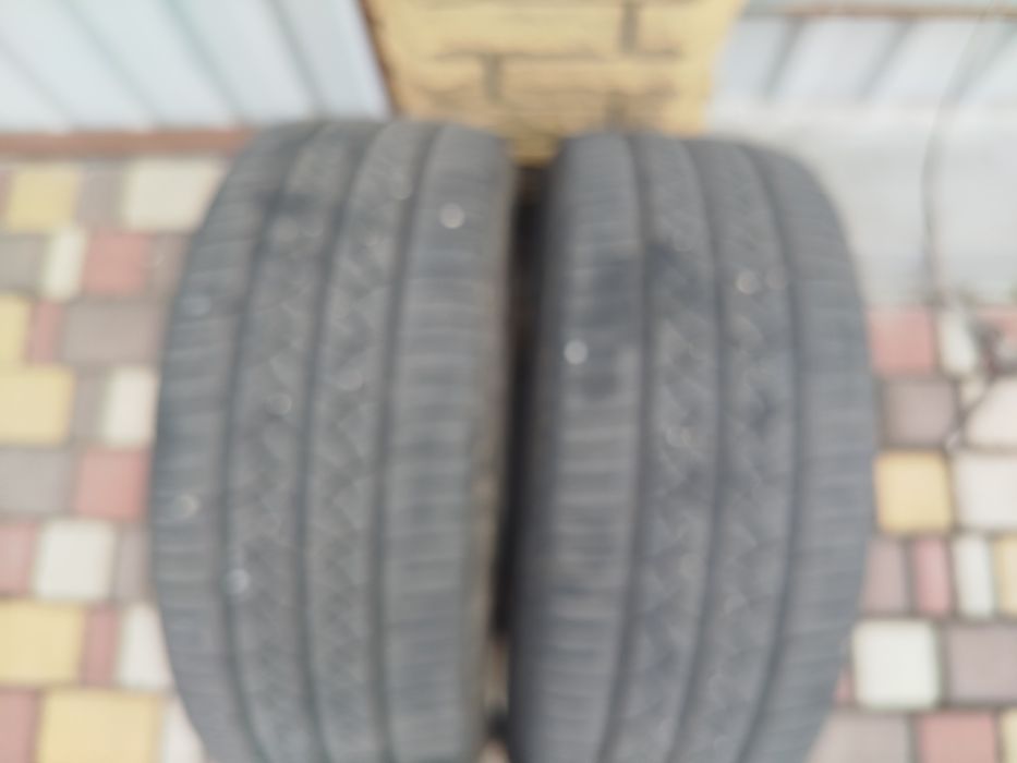 Продам шини 235/55R17