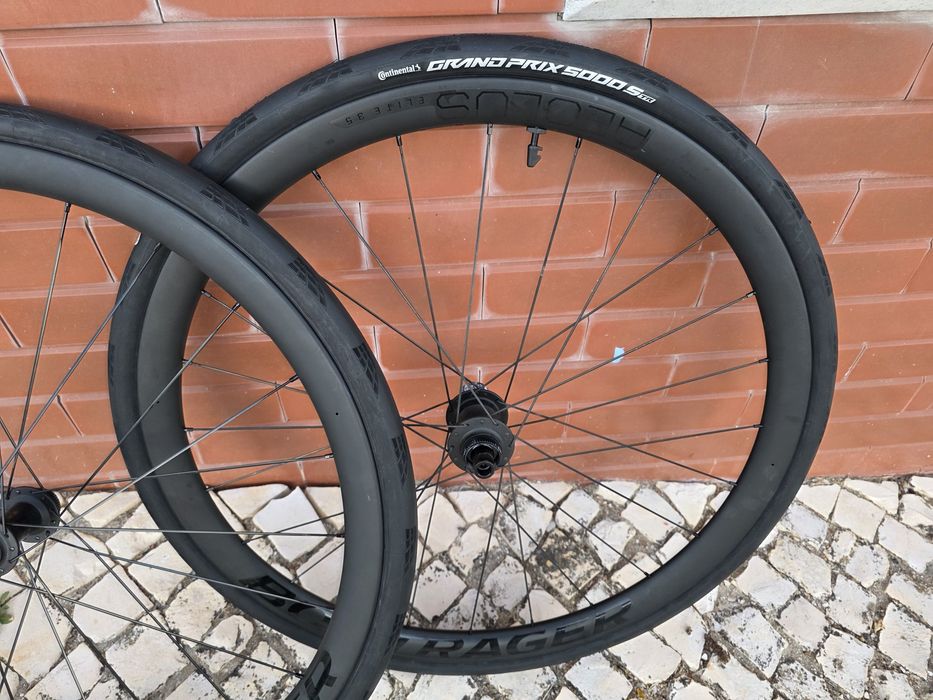 Rodas em carbono disco Bontrager Aeolus Elite 35