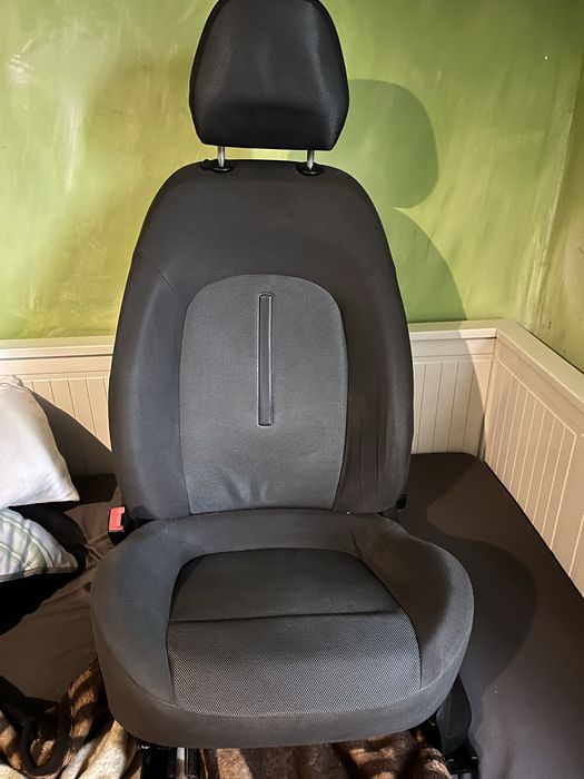 Komplet fotel pasażer kierowca kanapa Fiat Bravo 2