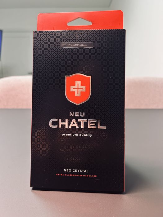 Оригінальне захисне скло +NEU Chatel iPhone 16Pro /  17Pro / 17