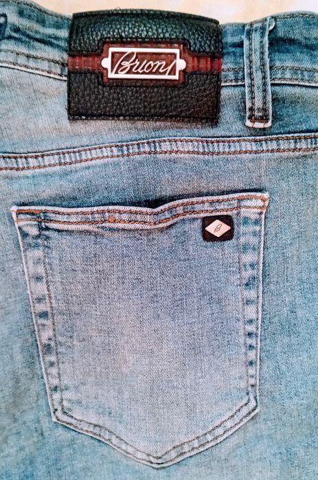 Чоловічі джинси відомого бренду Brioni в ідеальному стані