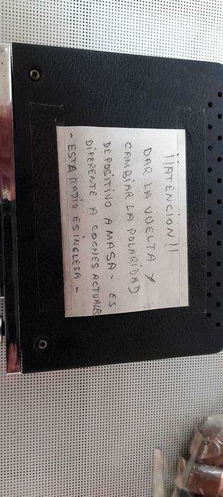 Auto radio positivo há massa