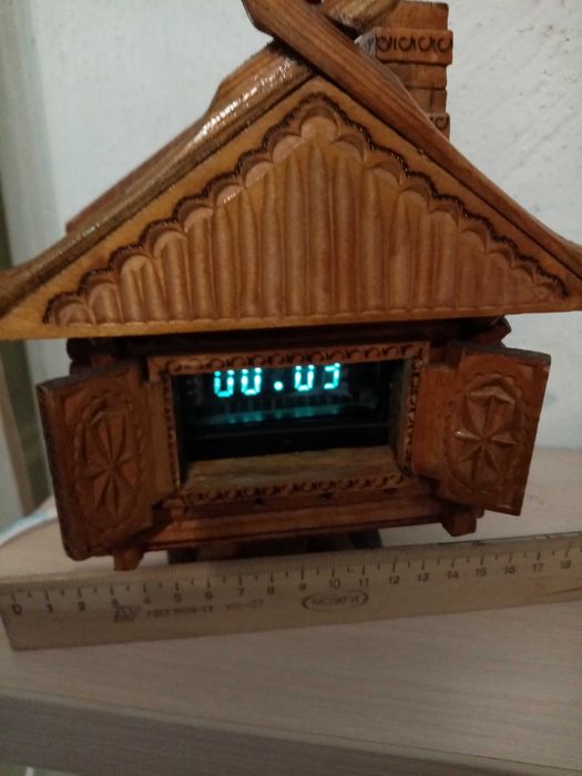 Самодельные электронные часы