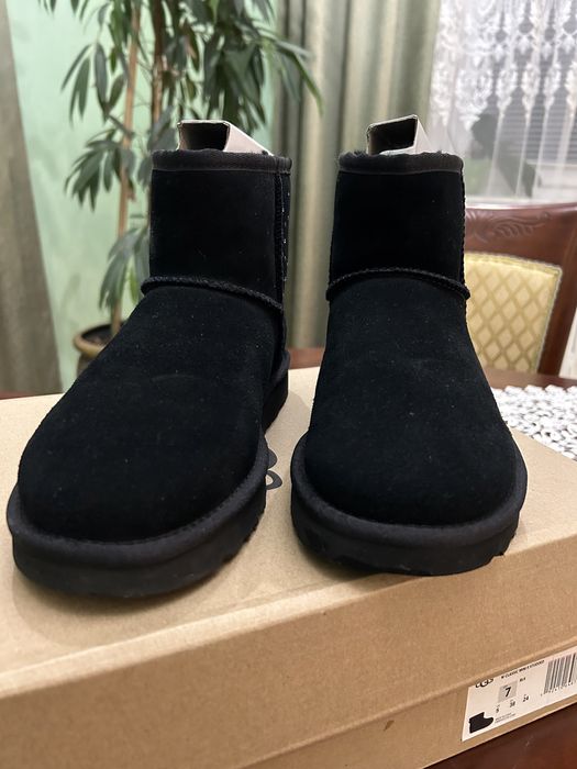 Жіночі Ugg 38 розмір