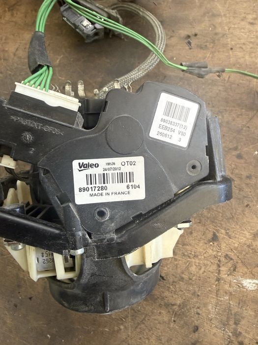 Motor Lente Farol Xénon Direcional Valeo