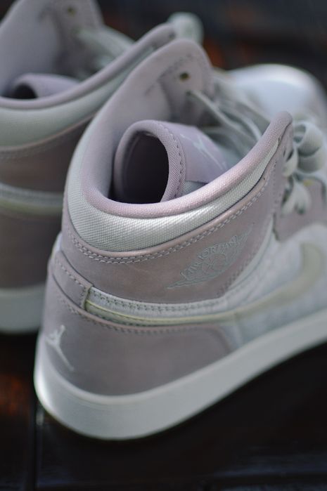 Air Jordan 1 Retro High GG "Plum Fog" Heiress