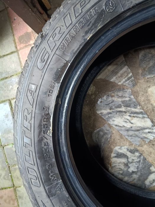 Opony zimowe 255/55/18