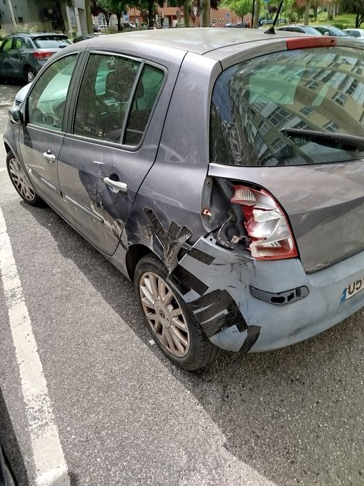 Renault Clio PARA PEÇAS