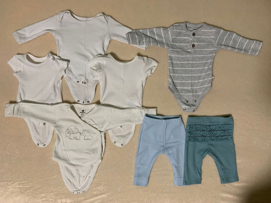 Одяг для немовлят 62 і 74 розміри