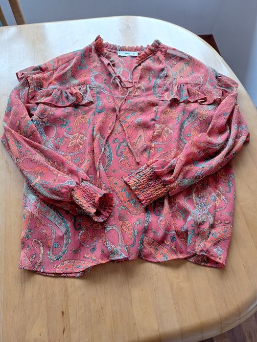 Oryginalna bluzka Mango bez metki ale nieużywana.kolor pomarańczowy.