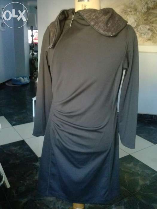 sukienka z dzianiny dresowej