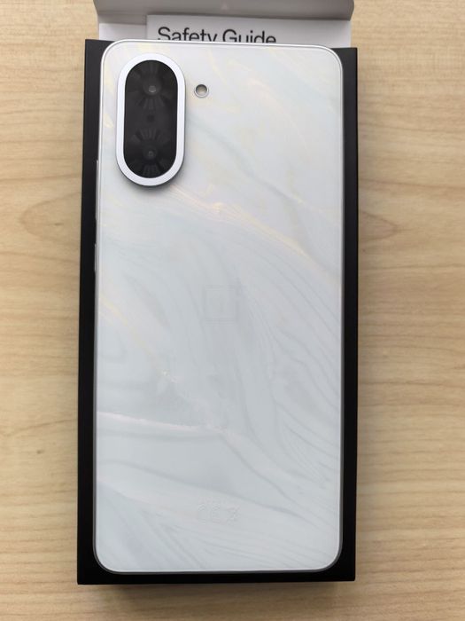 OnePlus Nord ce5, Глобал версія акума 7100!