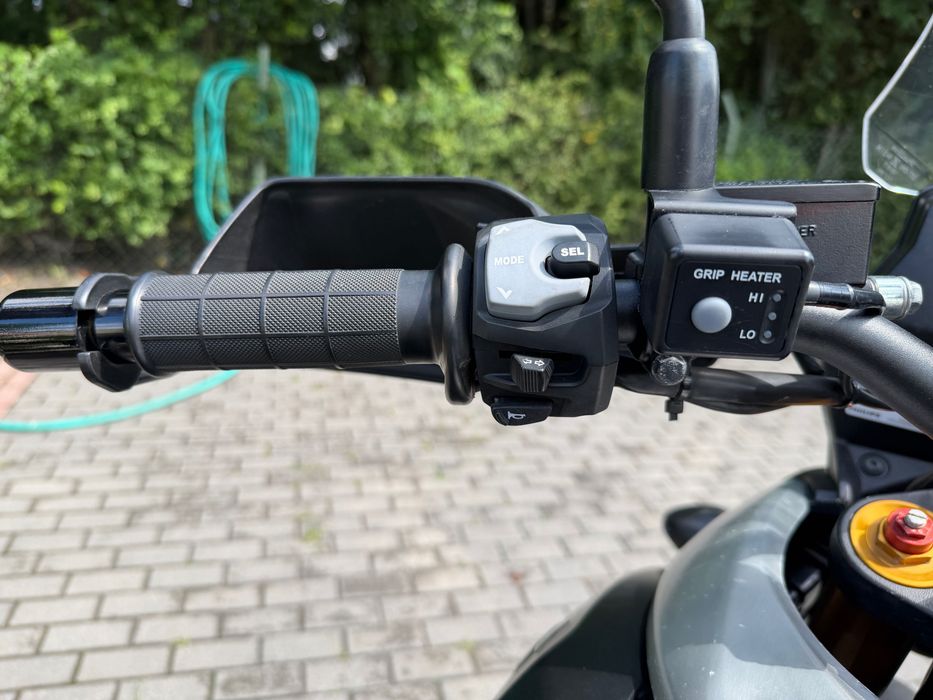 Suzuki DL 1000    2015