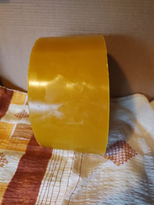 Wosk pszczeli z własnej pasieki