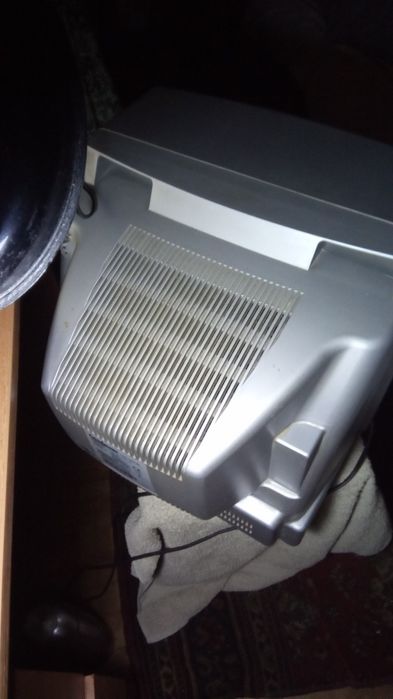 Телевизор на кухню,дачу.