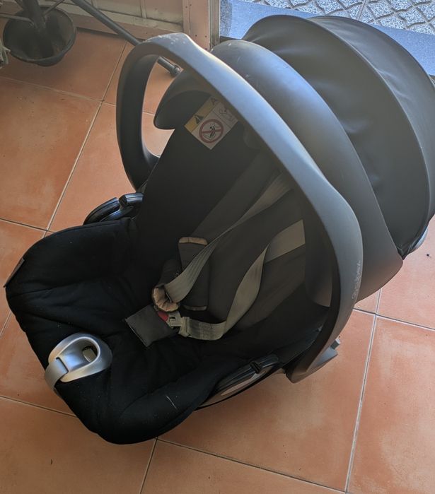 Cadeira Cybex com base ISOFIX