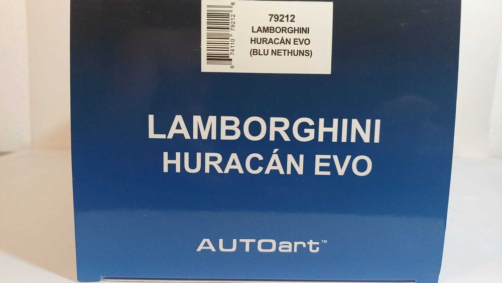 1/18 Lamborghini Huracan Evo az - AUTOArt