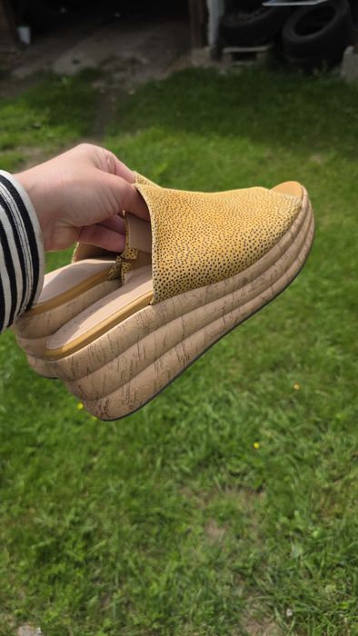 Buty damskie klapki na obcasie geox 39