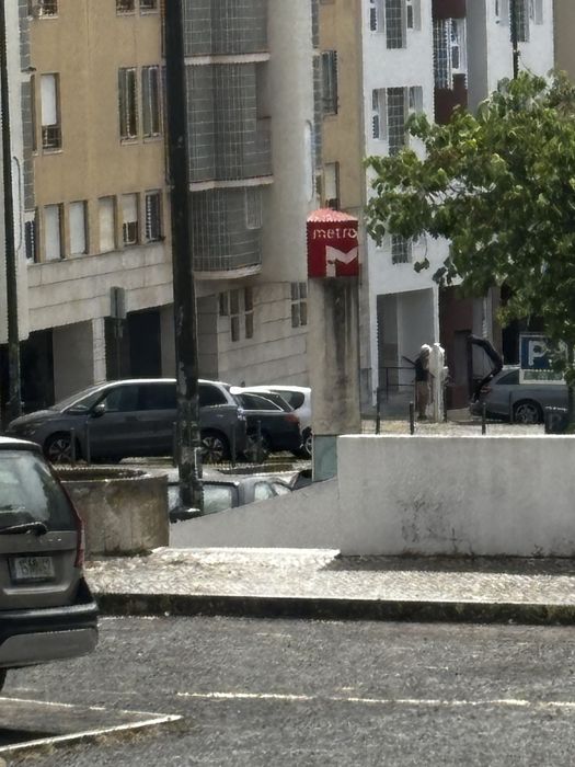 Lugar Garagem Lumiar - Lisboa