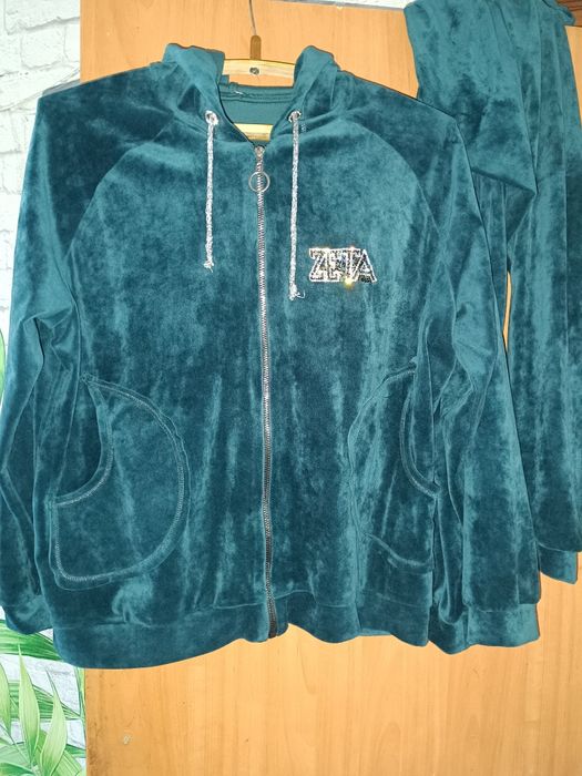 велюровий костюм великий розмір