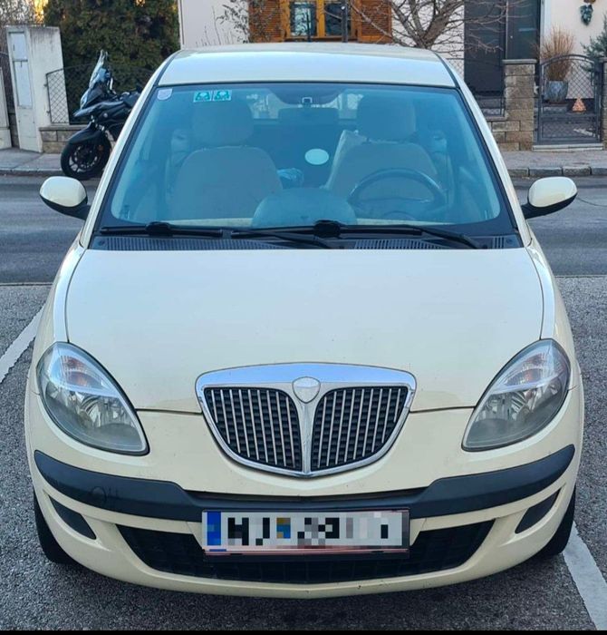 Lancia Ypsilon Lancia Ypsilon 1.2 benzyna | 2006 | sprowadzona | bezkolizyjny silnik