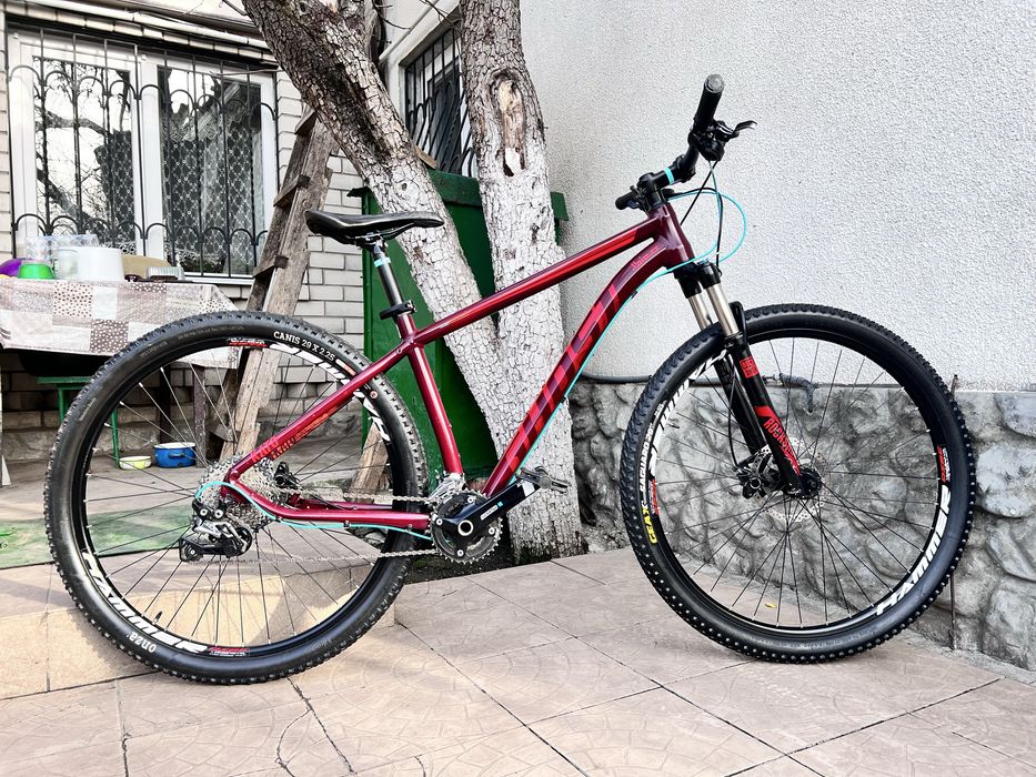 ScottTrekSpecializedCube GHOST KATO 7/М/на29к/RockShox Air/Deore Slx