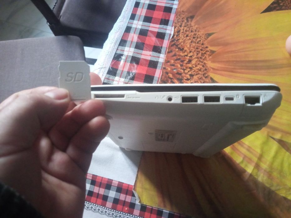 Продам недбук ASUS