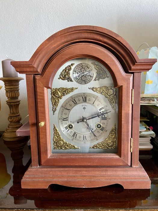 Relógio de Mesa Antigo