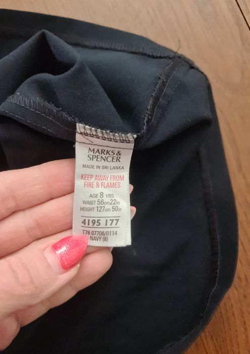 Spódniczka 128 elegancka granatowa dla dziewczynki dziewczęca okazyjna