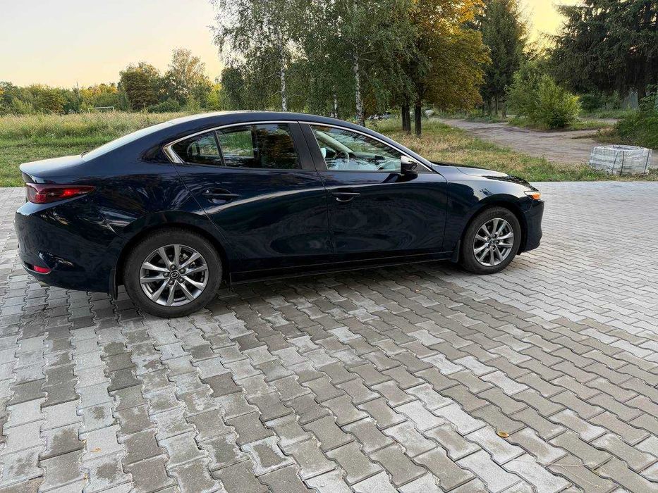 авто Mazda 3 2020  седан USA ціла