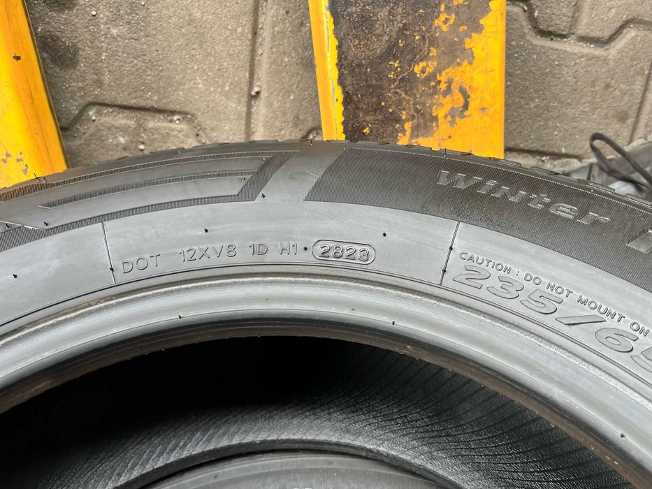 Opony zimowe 2x 235/65 R16C 121/119R Hankook Winter LV DOT23 #3688