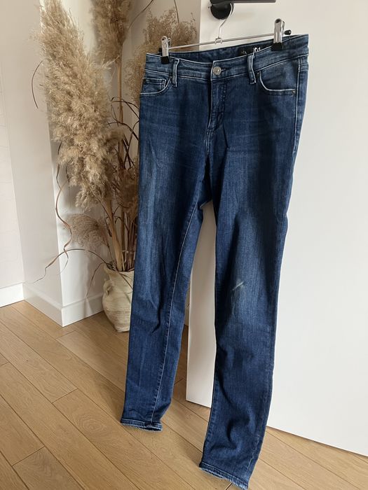 Jeansy Armani Exchange