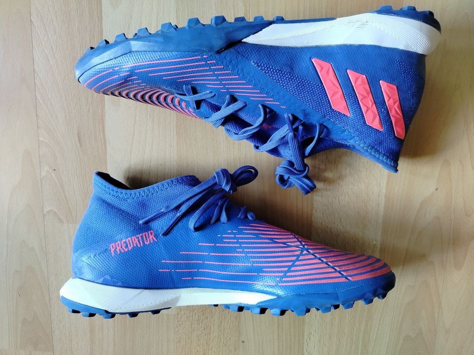 buty piłkarskie TURFY ADIDAS, r.40