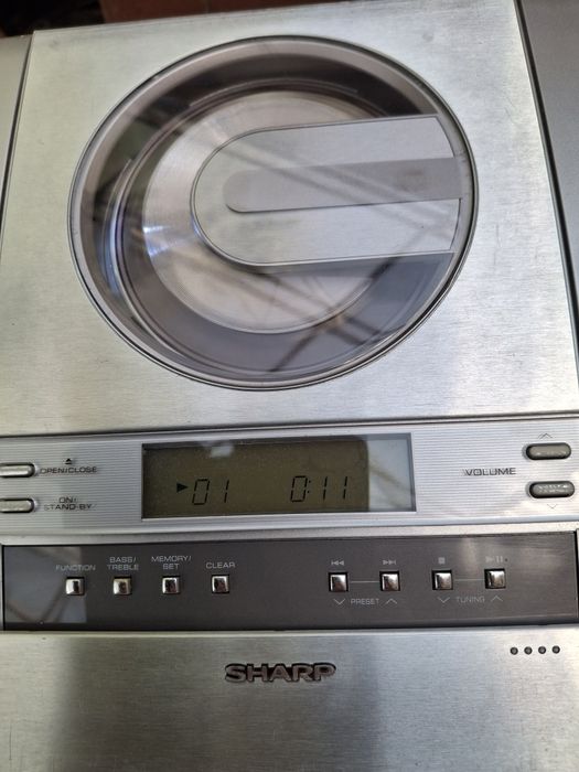 Мини центр Sharp (cd,fm,aux)