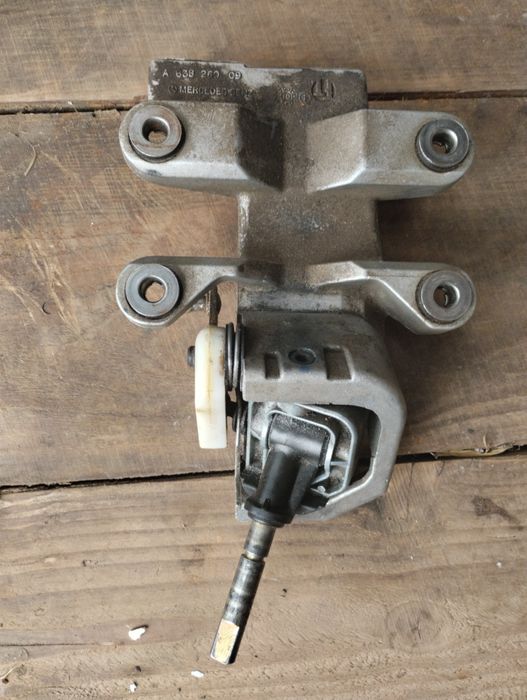 Кулиса КПП Mercedes Vito 638 Мерседес Вито  б\у из Германии