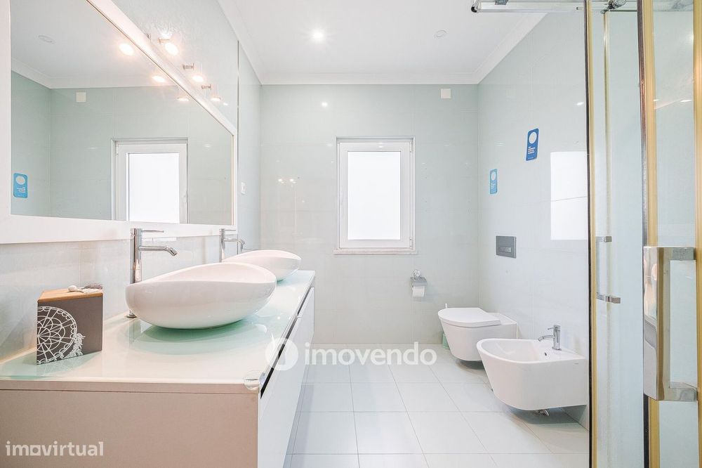 Moradia T4 incrível, com terreno de 4.200m², no Rebocho, Coruche
