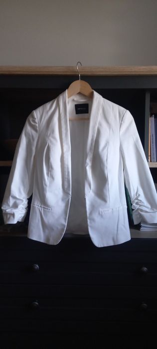 Biała garsonka / kostium Orsay – żakiet + spódnica – S/36–38
