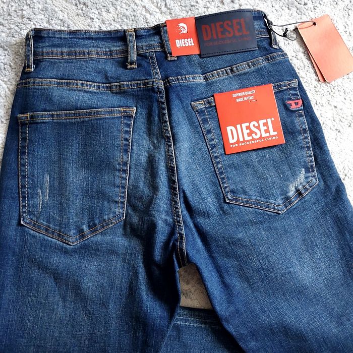 Spodnie jeansowe męskie Diesel 30